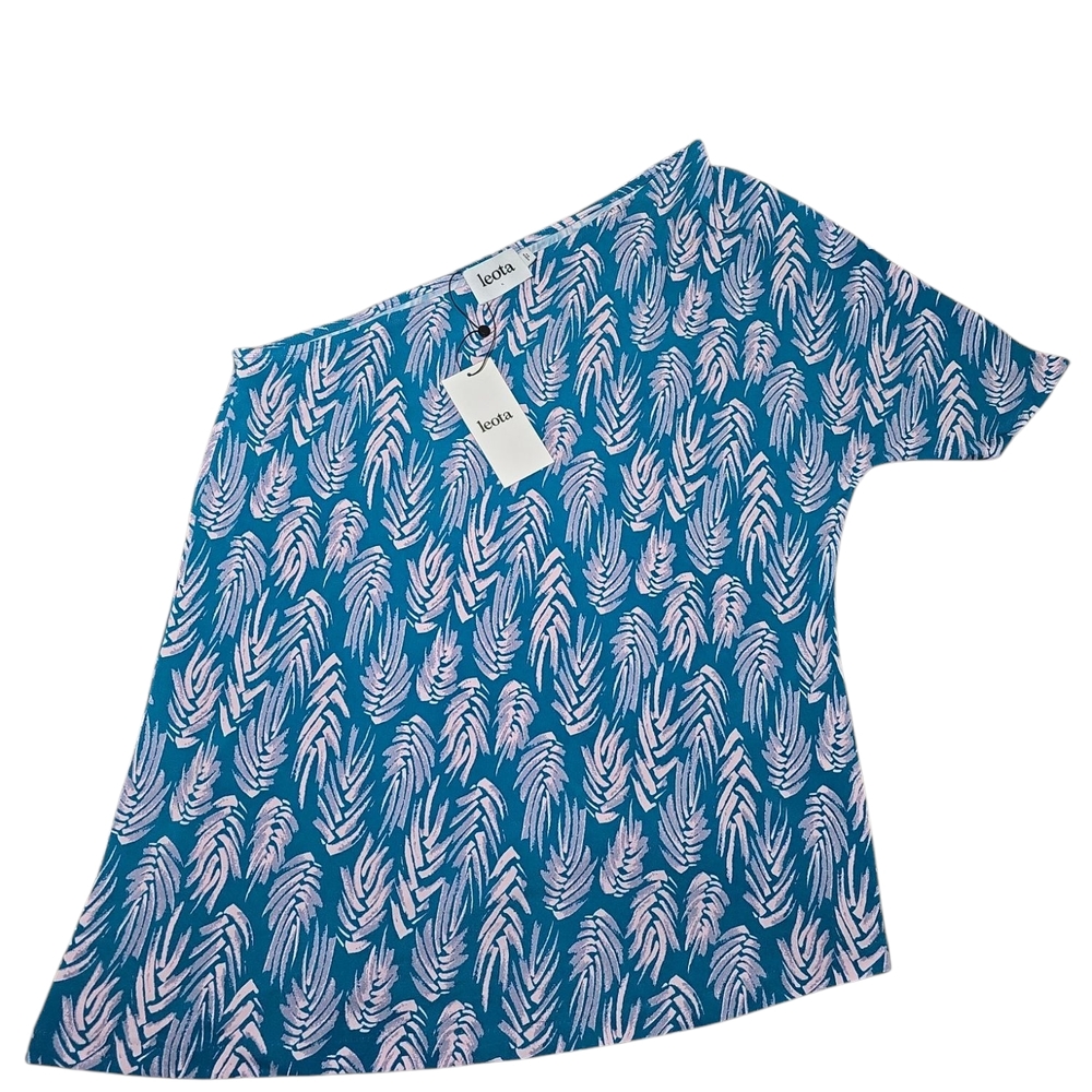 Leota Blue and Light Pink Leaf‎ Patterned Top Plus Sz 1L (1XL)